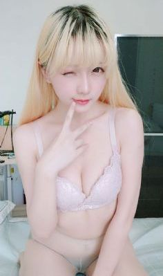少妇浑圆雪臀迎合娇吟_DVD高清在线