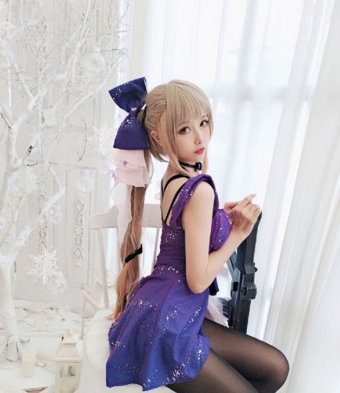 欧美拉环礼服_剧情片免费观看超清